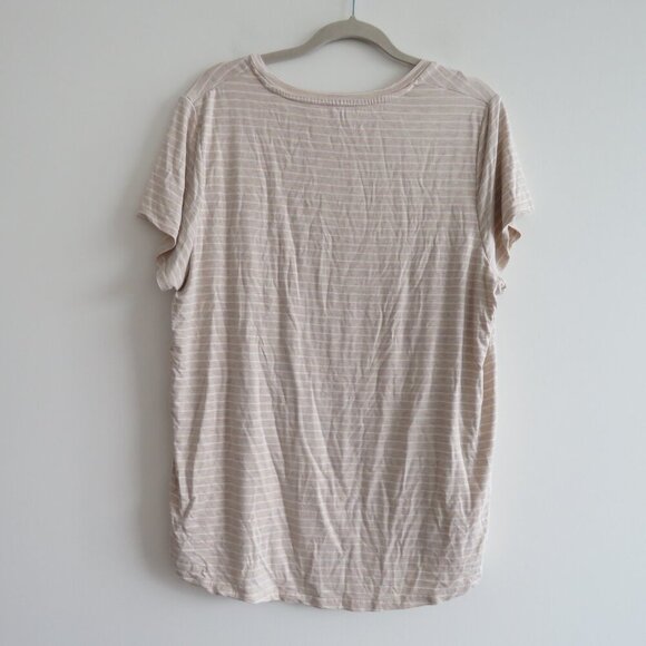 KINDRED BRAVELY Everyday Maternity & Nursing T-Shirt in Oatmeal Stripe - Size 1X - Picture 10 of 15